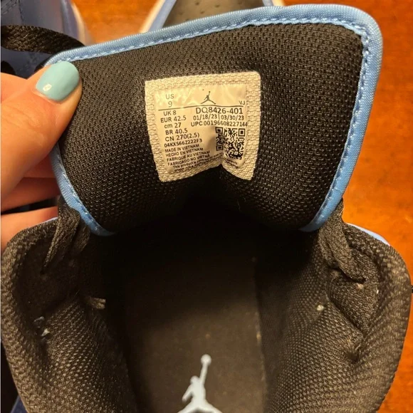 Air Jordan 1 Mid University Blue/Black-White - Picture 5 of 6